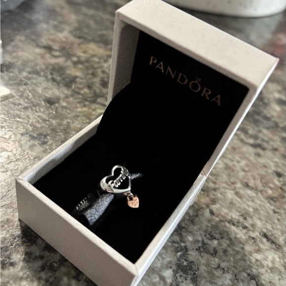 Charm - Picture 1 of 1